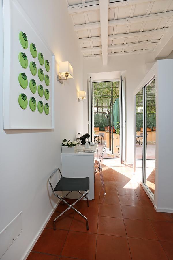 Bed and Breakfast Domus Croce Рим Экстерьер фото