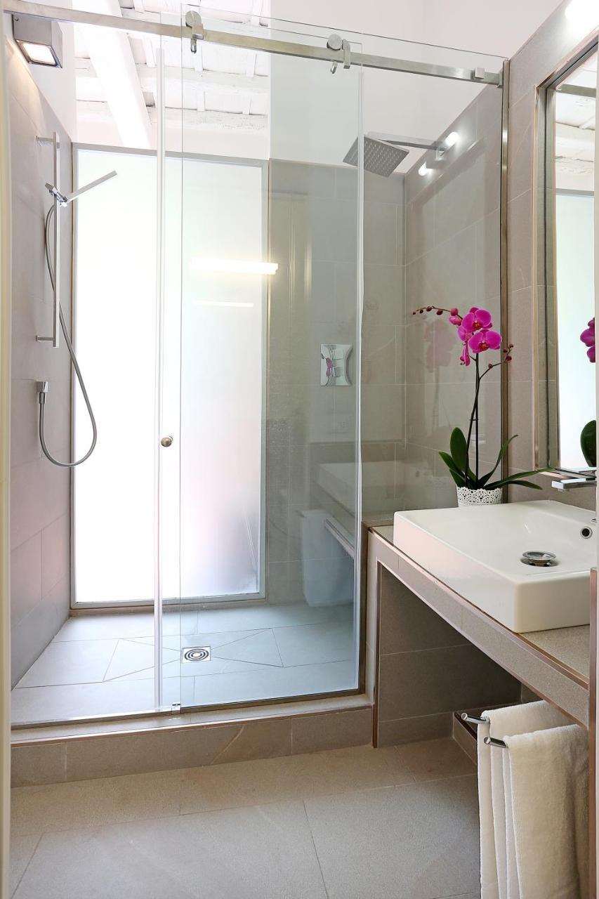 Bed and Breakfast Domus Croce Рим Экстерьер фото