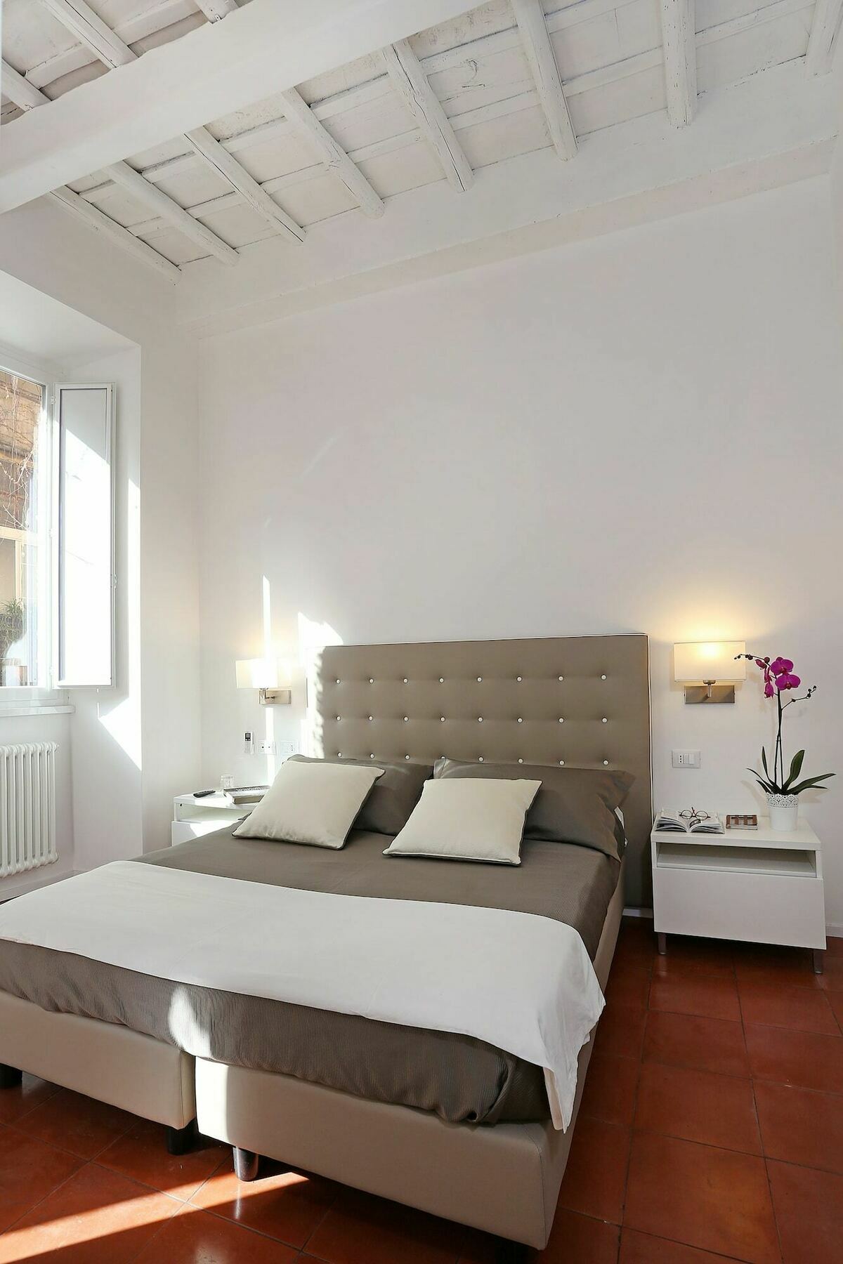 Bed and Breakfast Domus Croce Рим Экстерьер фото